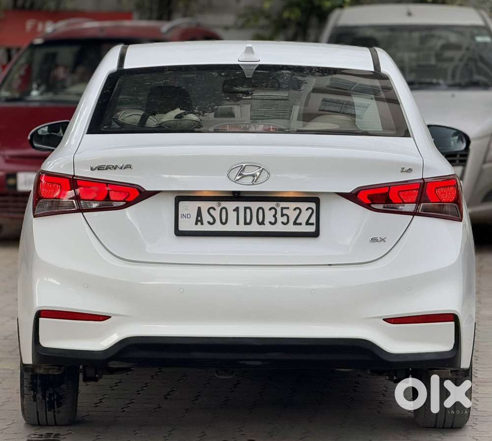 Hyundai Verna 1.6 Sx Vtvt, 2018, Petrol