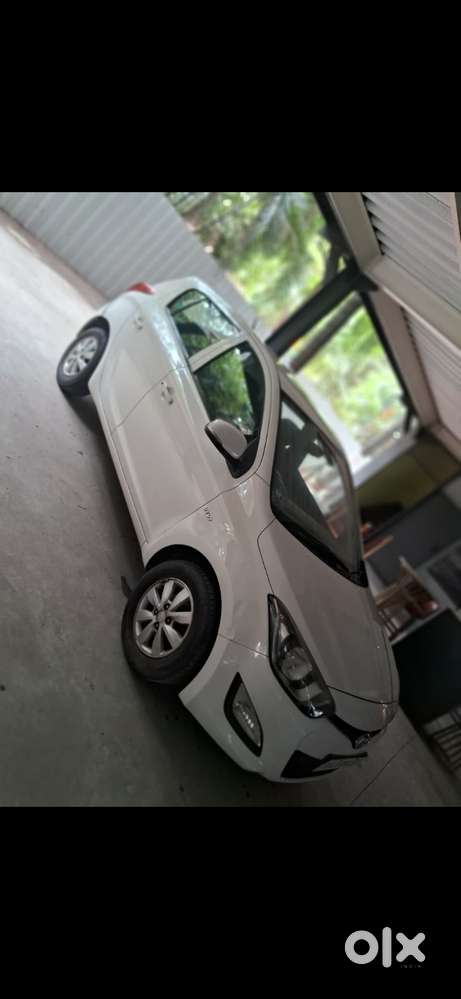 Hyundai I20 Sportz 1.2 Bs-iv, 2013, Petrol