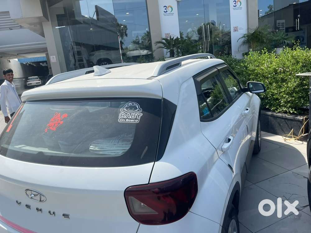 Hyundai Venue Petrol 2022 Model