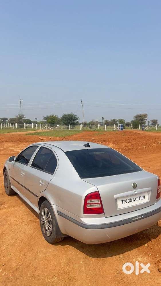 Skoda Octavia 2004 Cng & Petrol Well Maintained