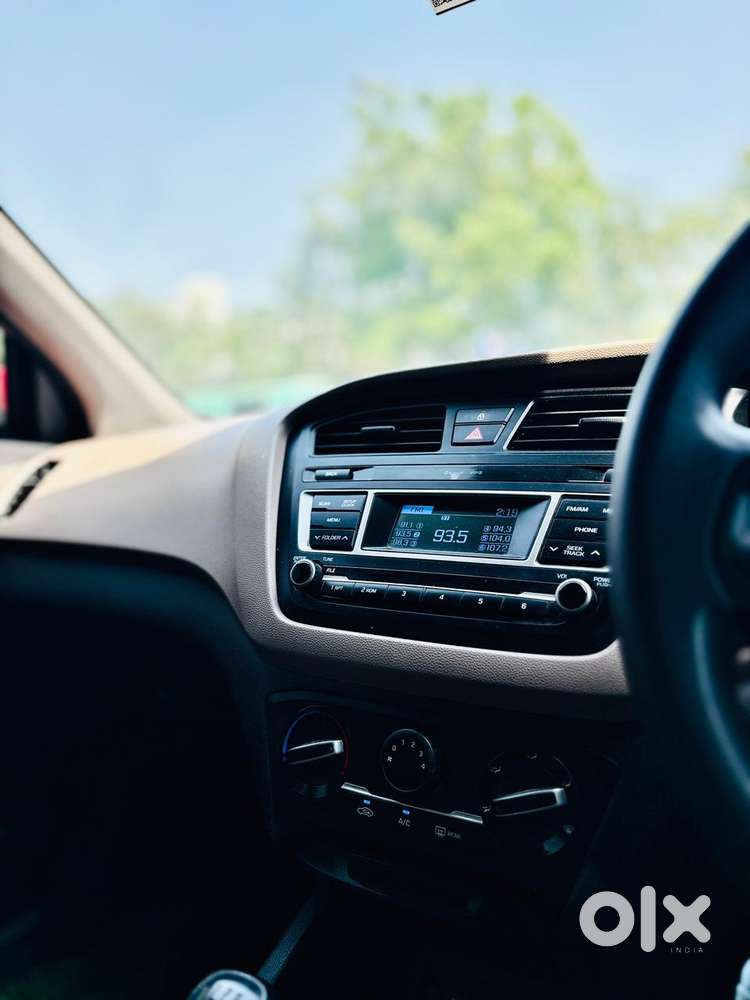 Hyundai I20 Sportz 1.2 Bs-iv, 2017, Petrol