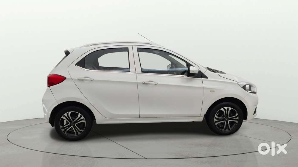 Tata Tiago 1.2 Revotron Xza, 2019, Petrol