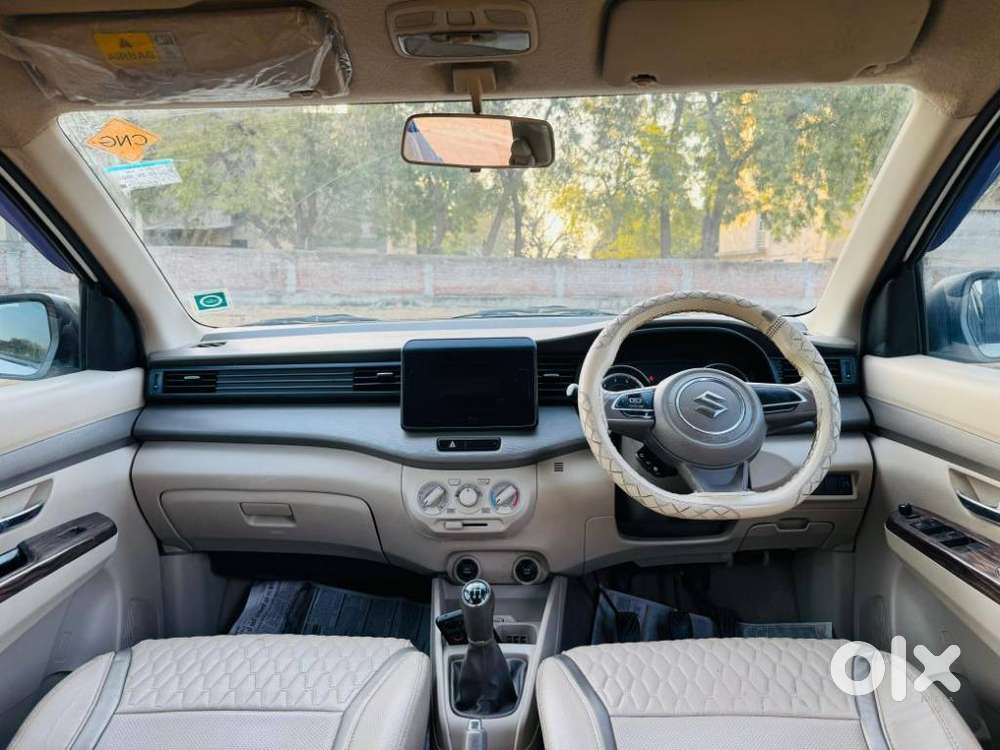 Maruti Suzuki Ertiga Vxi At Petrol, 2021, Cng & Hybrids