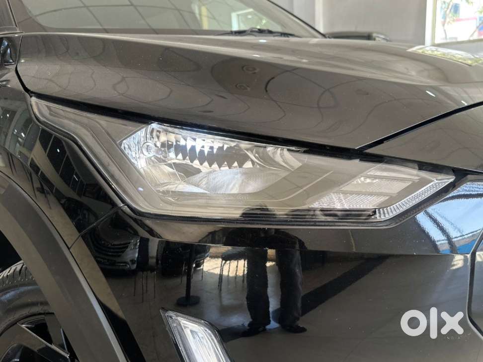 Nissan Magnite Kuro Edition 1.0 Petrol Mt, 2023, Petrol