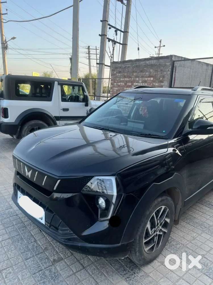 Mahindra Xuv 3xo 2025