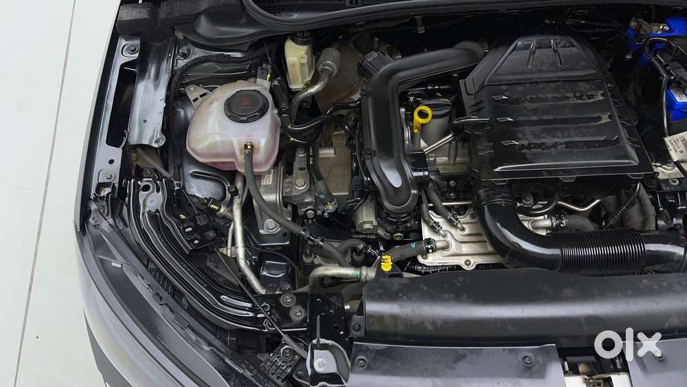 Skoda Slavia Ambition 1.0l Tsi Mt, 2022, Petrol
