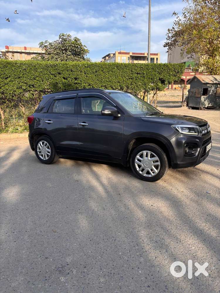 Maruti Suzuki Brezza 1.5 Vxi Cng, 2020, Cng & Hybrids