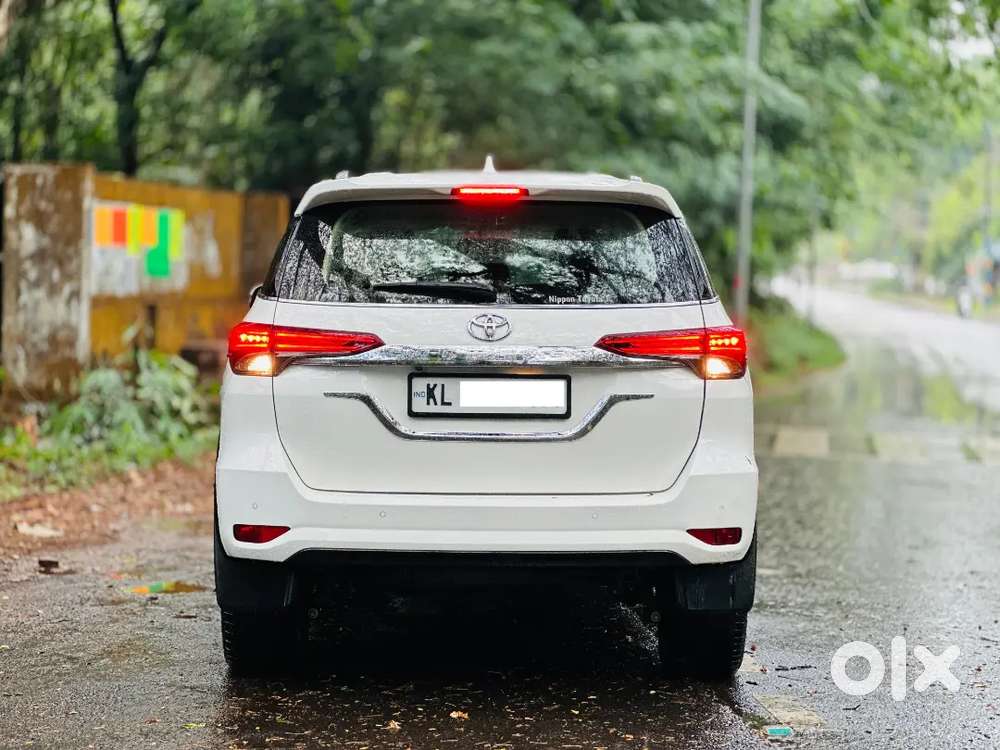 Toyota Fortuner 2020 Diesel Automatic 4x2 – Well Maintained