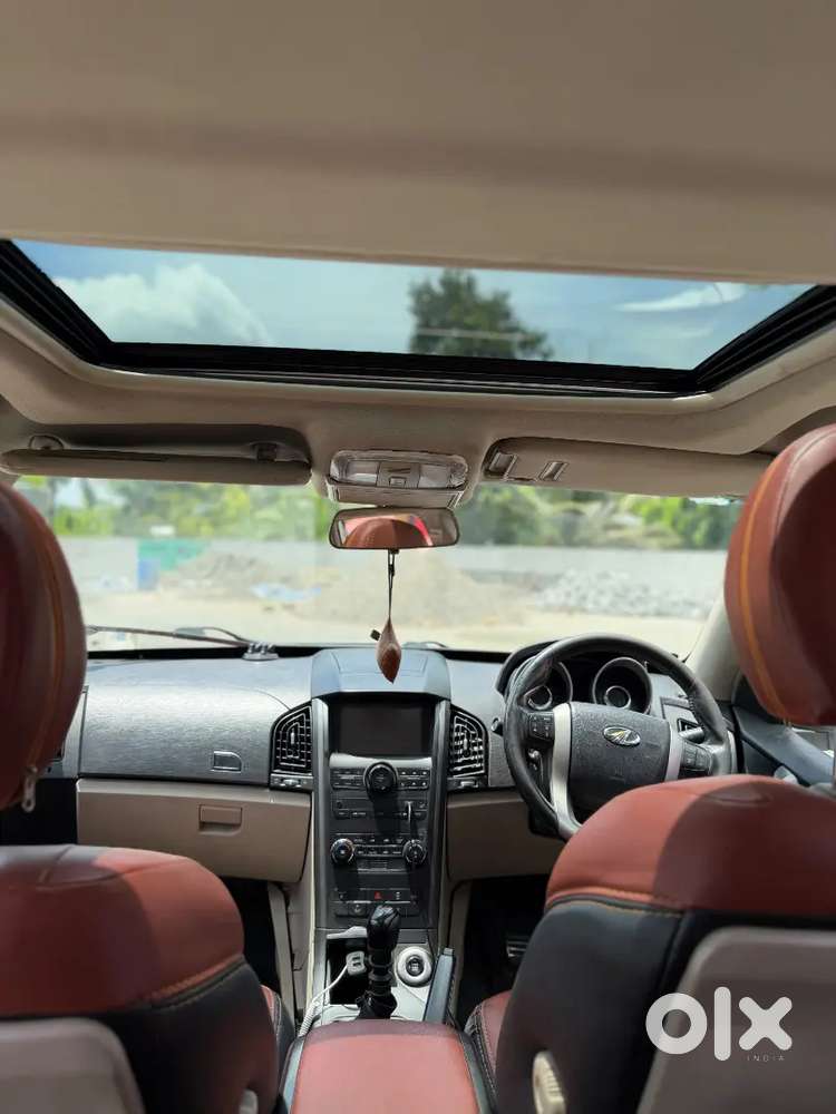 Mahindra Xuv500 2.2 W10 2016