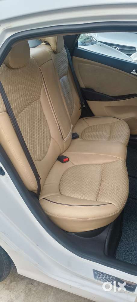 Hyundai Verna Fluidic 1.6 Vtvt Sx, 2014, Petrol