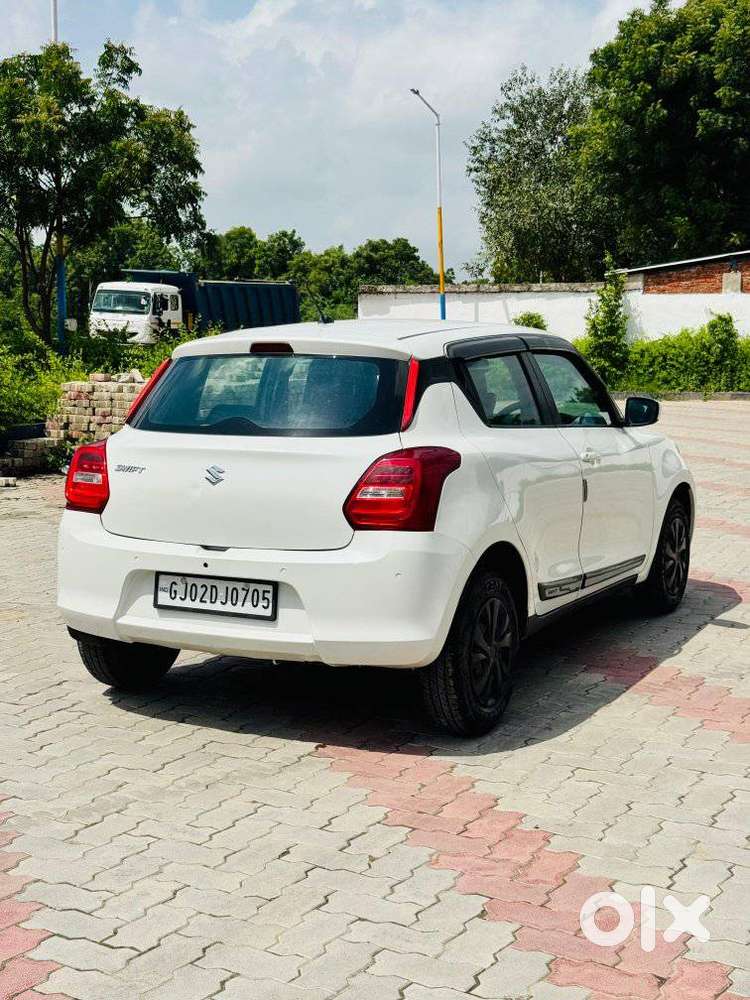 Maruti Suzuki Swift Vvt Vxi, 2021, Petrol