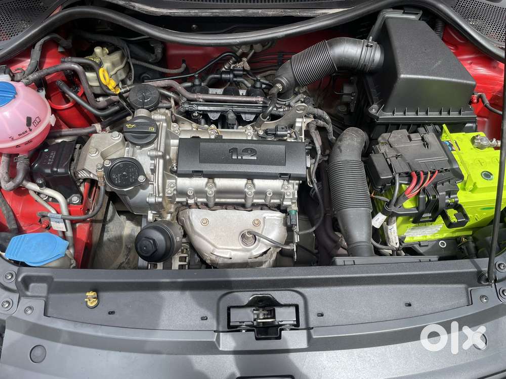 Volkswagen Polo Petrol Highline 1.2l, 2014, Petrol