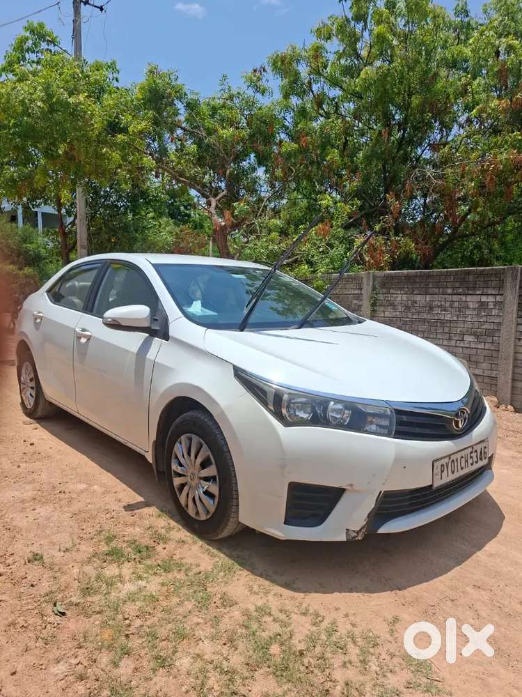 Toyota Corolla Altis 2015