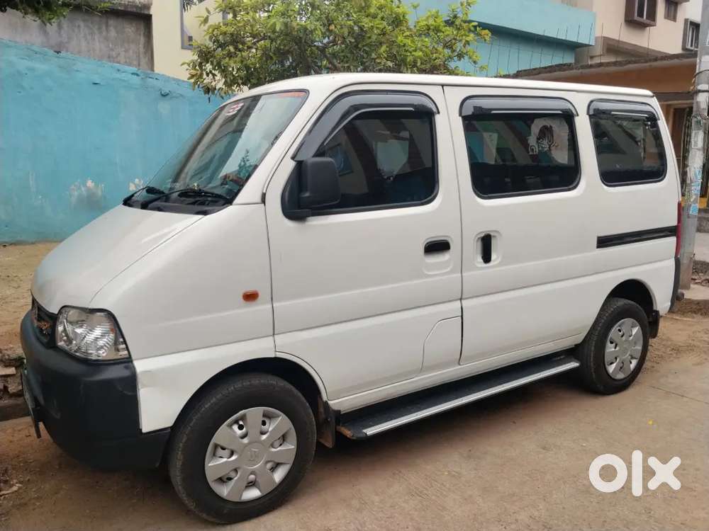 Urgent Sell Maruti Eeco White Colour Brand New Condition