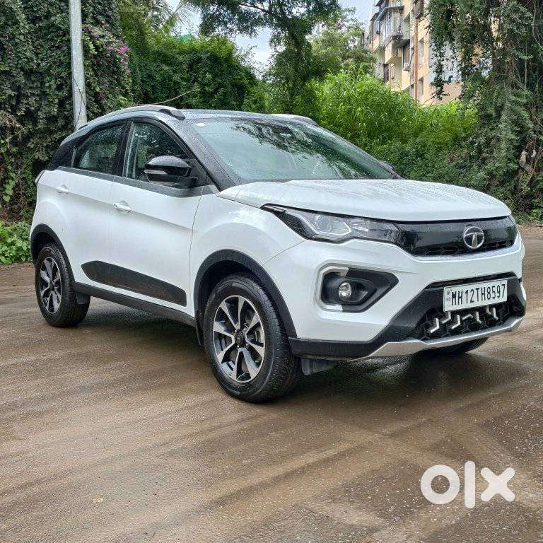 Tata Nexon 1.5 Revotorq Xza Plus Dual Tone Roof (o) Amt, 2021, Diese..