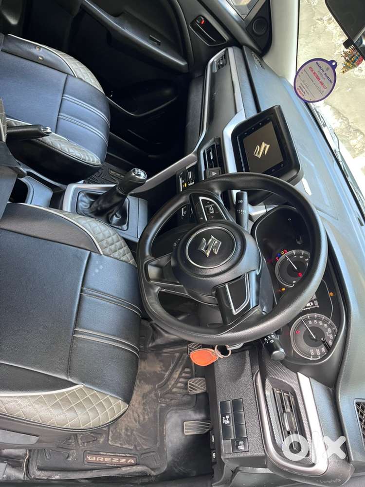 Maruti Suzuki Brezza Vxi Cng 2024
