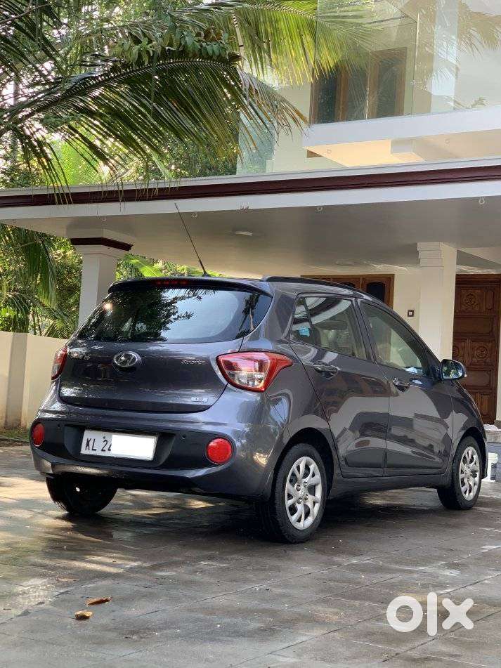 Hyundai Grand I10 Sportz(o) 1.2 Mt, 2017, Petrol