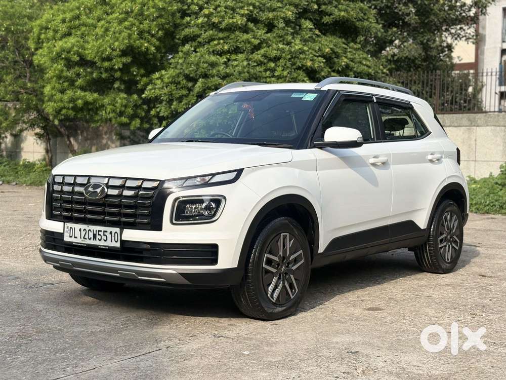 Hyundai Venue 1.0 S (o) Turbo Dct, 2023, Petrol
