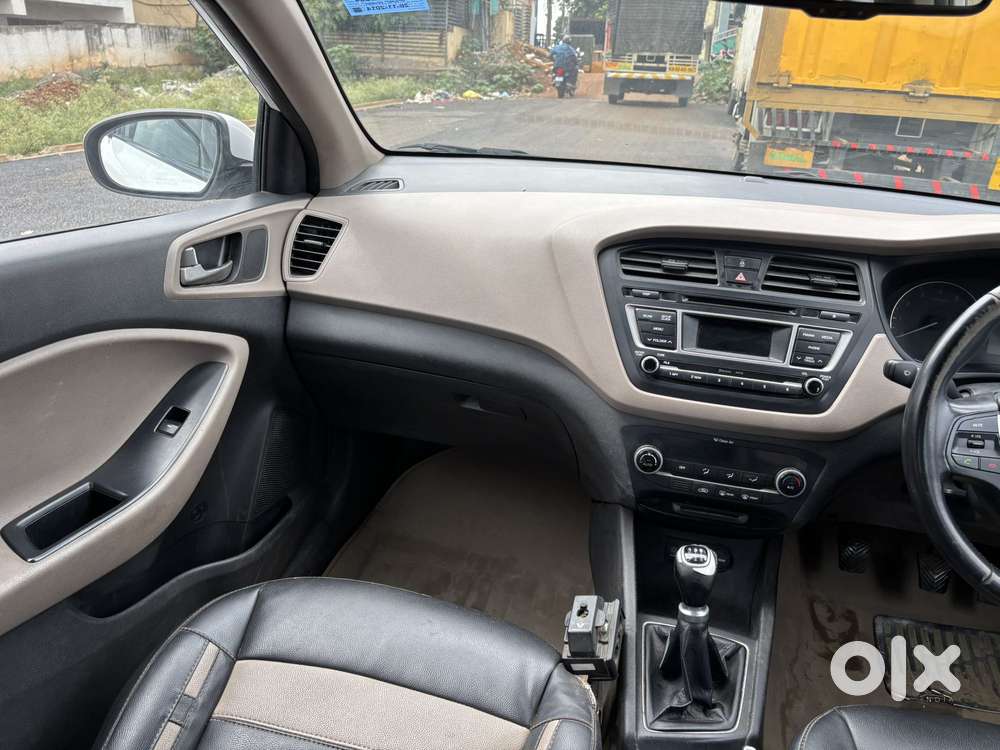 Hyundai I20 Sportz 1.2 Bs-iv, 2014, Petrol