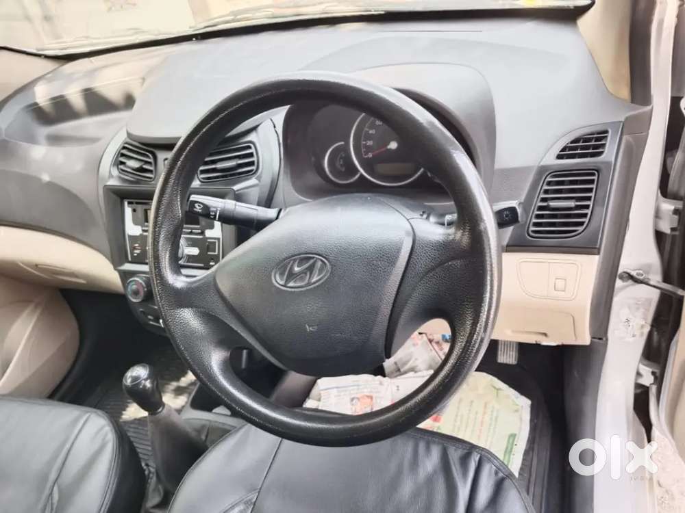 Hyundai Eon Magna+ 2013 Petrol Manual