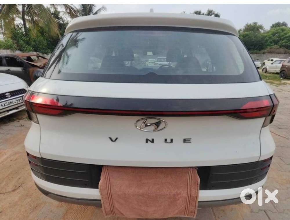 Hyundai Venue S Mt 1.2 Kappa, 2022, Petrol