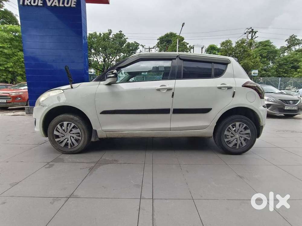 Maruti Suzuki Swift 1.3 Vxi, 2012, Petrol