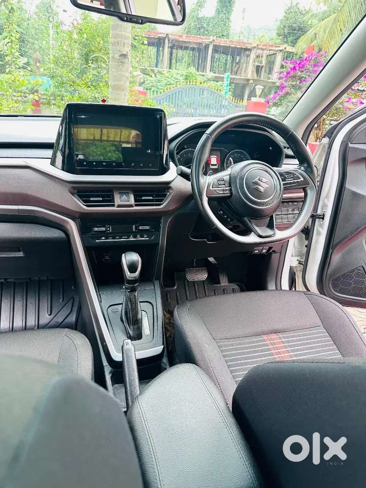 Brezza Zxi Plus 2023 Top Variant