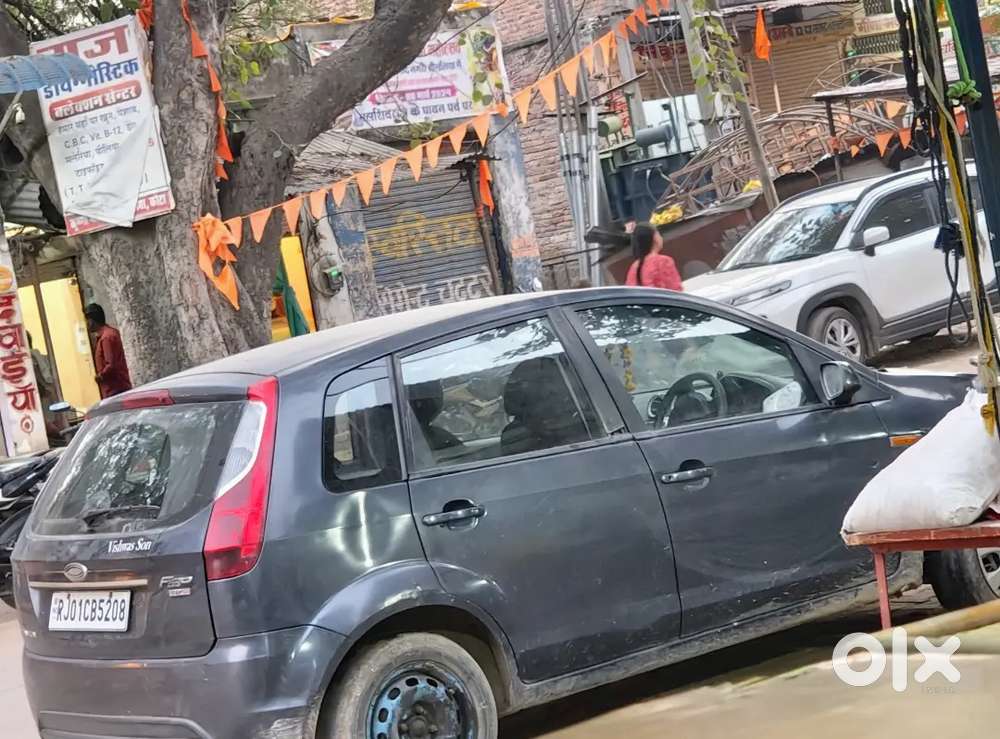 Ford Figo 2011 Diesel 90000 Km Driven