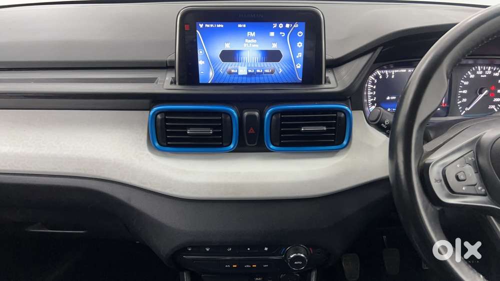 Tata Punch 1.2 Revotron Creative Dual Tone, 2021, Petrol