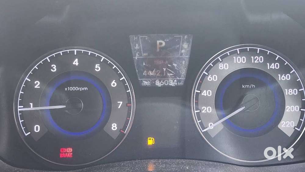 Hyundai Fluidic Verna 1.6 Crdi Sx Automatic, 2013, Petrol