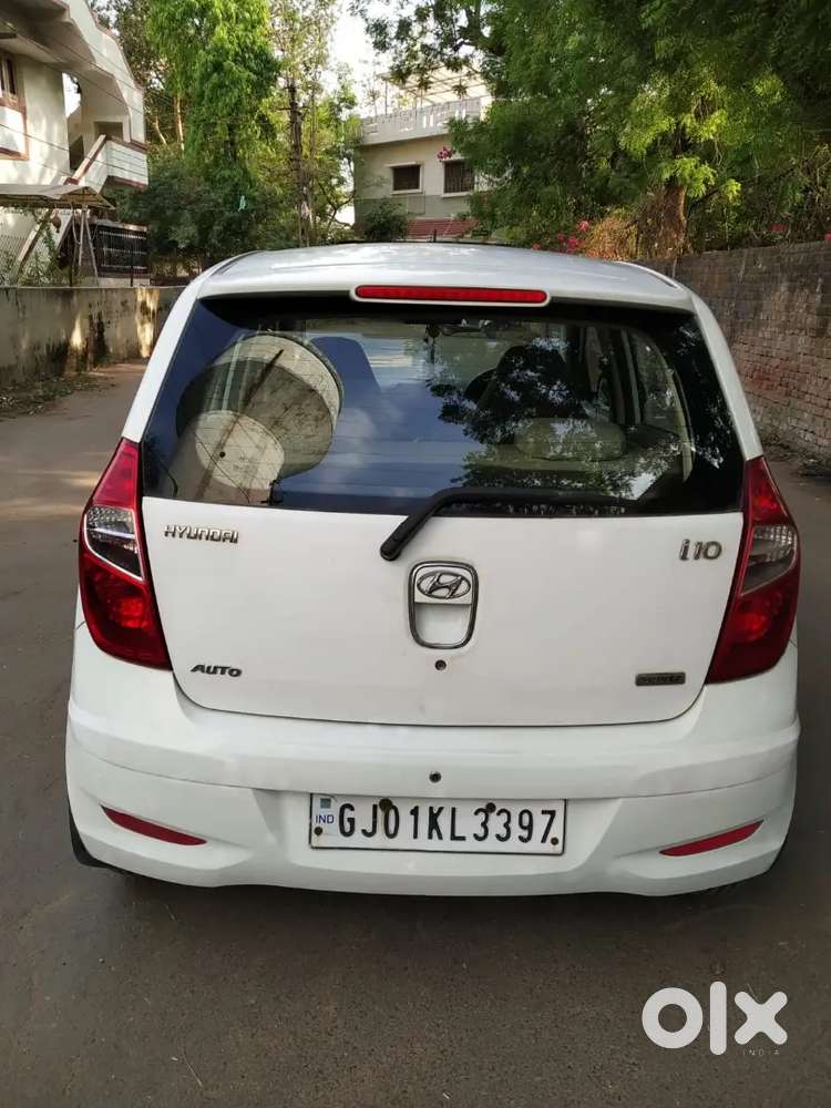 Hyundai I10 1.2 Top Model Automatic 2011 Petrol / Cng  Well Maintained