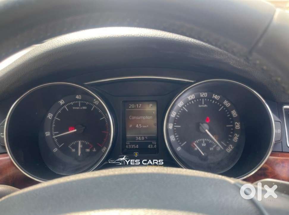 Skoda Superb 2008-2013 Elegance 1.8 Tsi At, 2012, Petrol