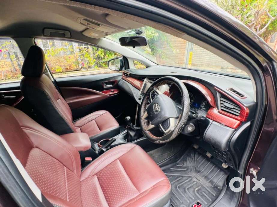 Toyota Innova Crysta