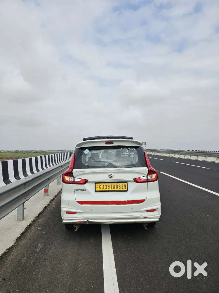 Maruti Suzuki Ertiga Vxi 2025