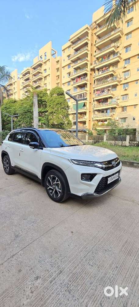 Toyota Urban Cruiser Hyryder 1.5 V Neo Drive Awd, 2023, Petrol