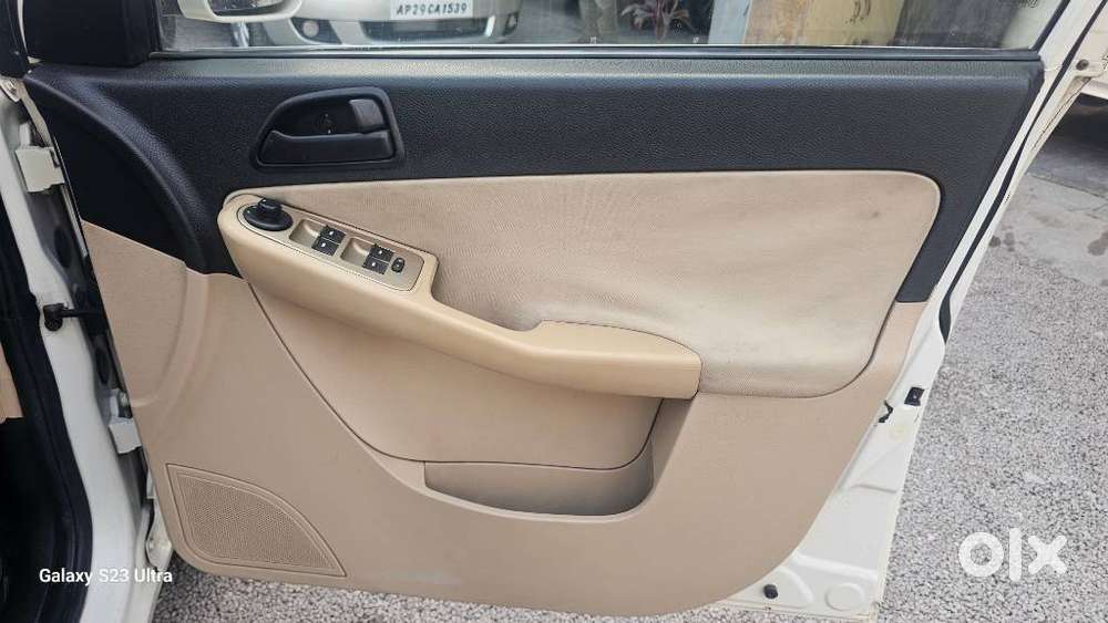 Tata Indica Vista 2008-2013 Aura 1.3 Quadrajet (abs) Bs Iv, 2013, Di..