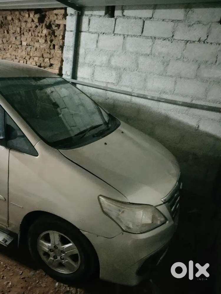Toyota Innova 2005 Diesel Well Maintained