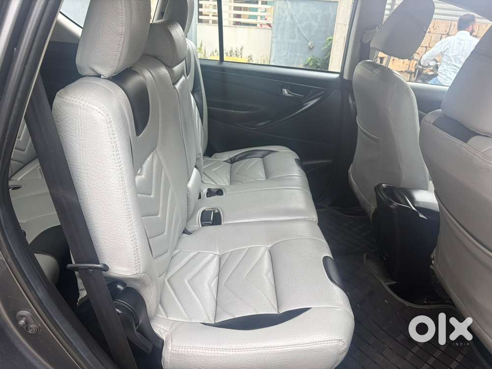 Toyota Innova Crysta 2.4 G Mt, 2021, Diesel