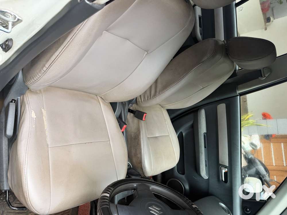 Swift Dzire With Slightly Negotiable