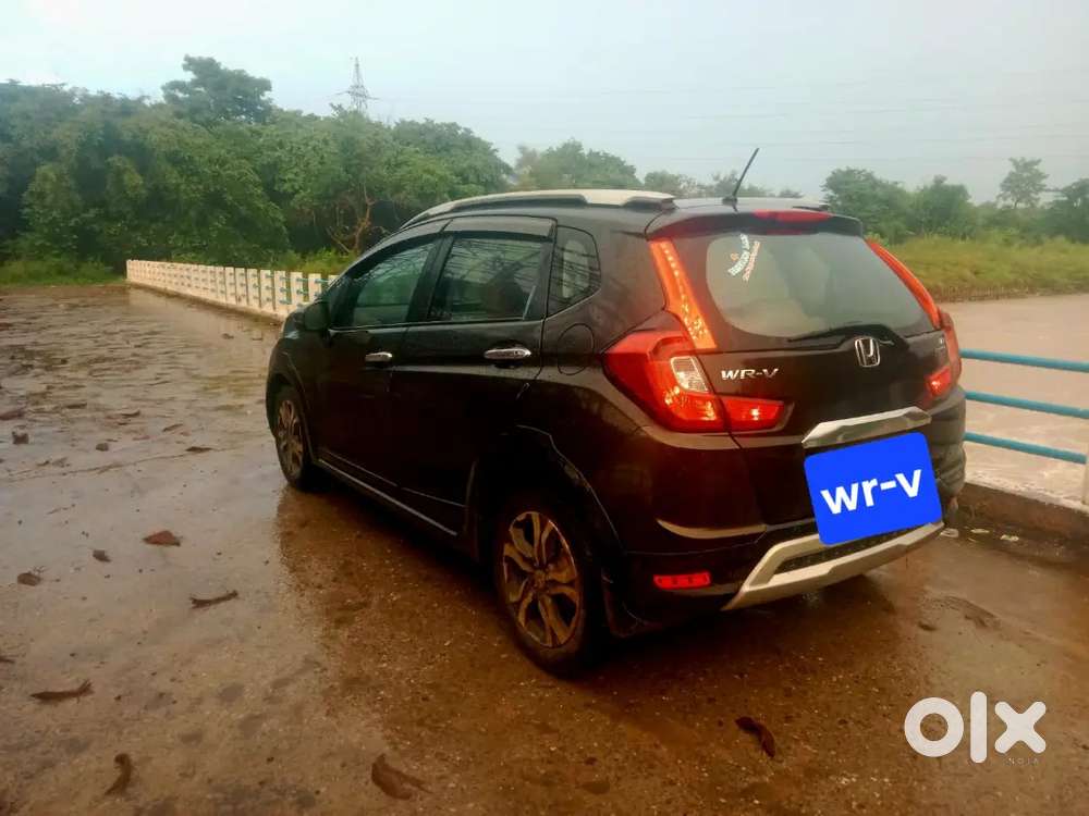 Honda Wr-v Vx Top And End Model November 2017 Very Good Condition..