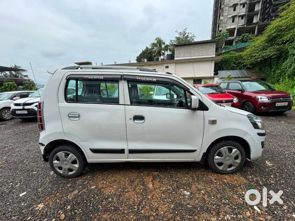 Maruti Suzuki Wagon R Vxi 1.2, 2017, Petrol