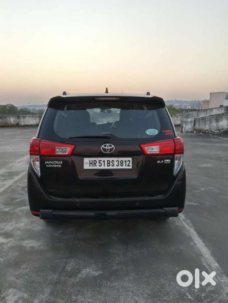 Toyota Innova Crysta 2018 Car
