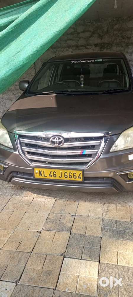 Toyota Innova Diesel 2014