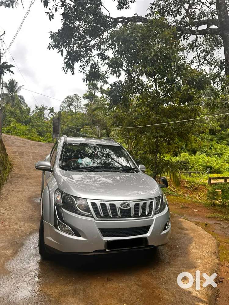 Mahindra Xuv500 2015 Diesel 99000 Km Driven