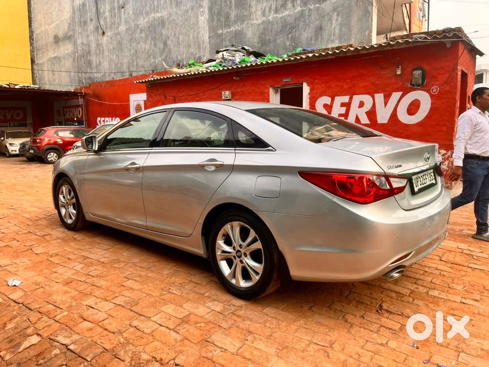 Hyundai Sonata Transform 2012
