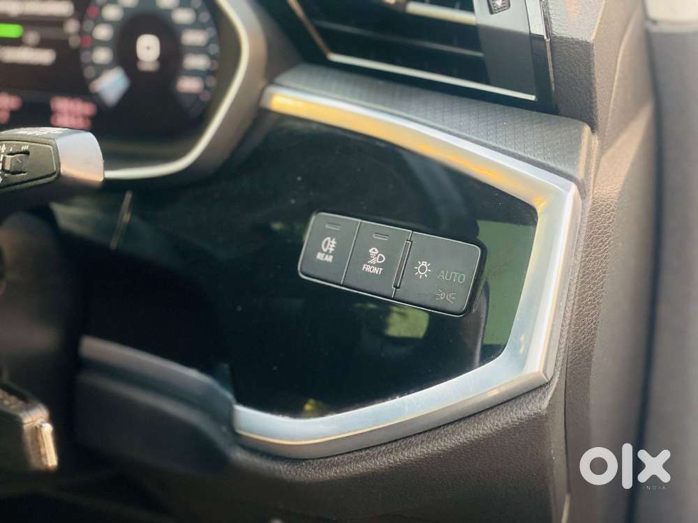Audi Q3 40 Tfsi Premium Plus, 2024, Petrol