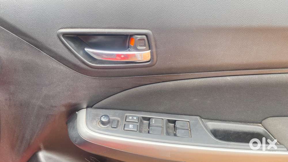Maruti Suzuki Swift Amt Zxi, 2018, Petrol