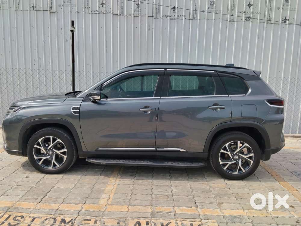 Toyota Urban Cruiser Hyryder, 2024, Petrol