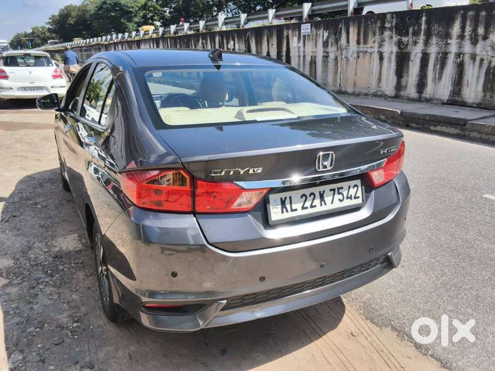 Honda City I-vtec V, 2017, Petrol