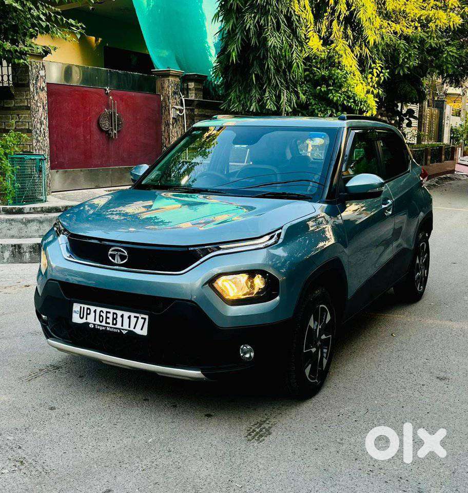 Tata Punch Accomplished Dazzle Amt Sunroof, 2023, Petrol